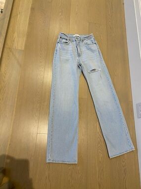 Abercrombie Light Wash High-Rise Straight Jeans with Knee Rip Size 2